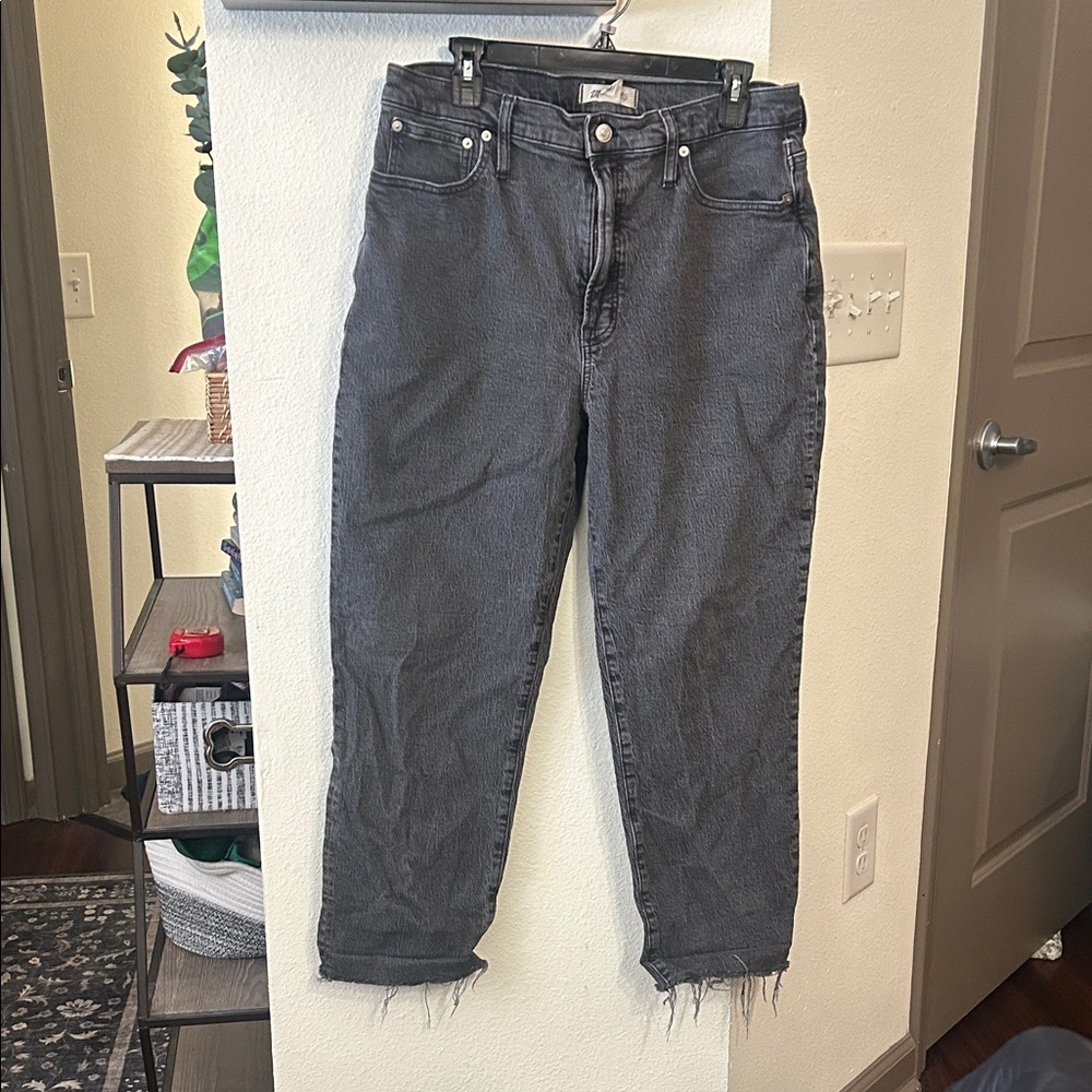 The Perfect Vintage Straight Black Denim Jeans with Raw Hem